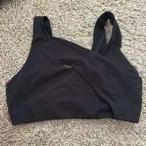 Lululemon size 6